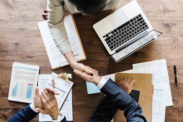 5 Dicas de Vendas que Vão Alavancar o Seu Negócio (Guia Completo + Ferramentas e Estratégias)